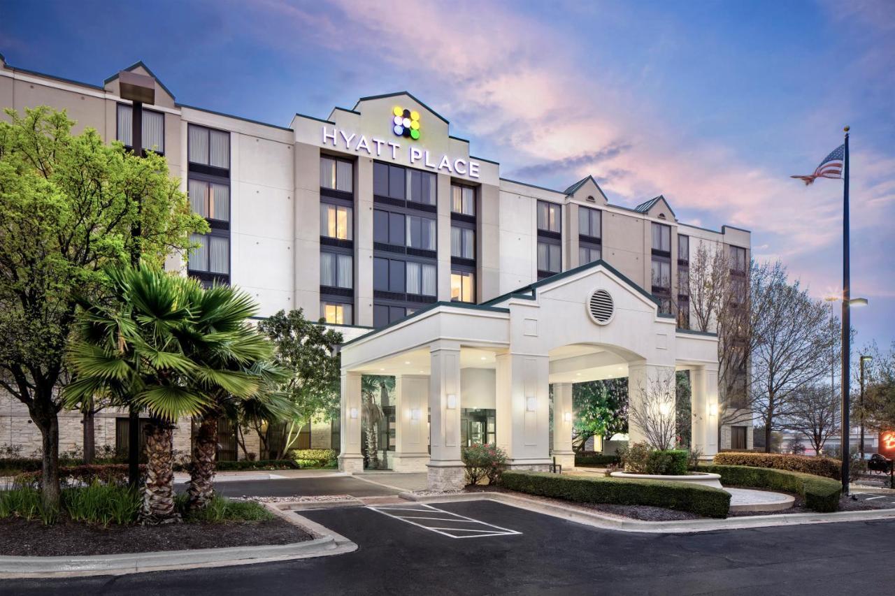 Hyatt Place Austin Arboretum Экстерьер фото