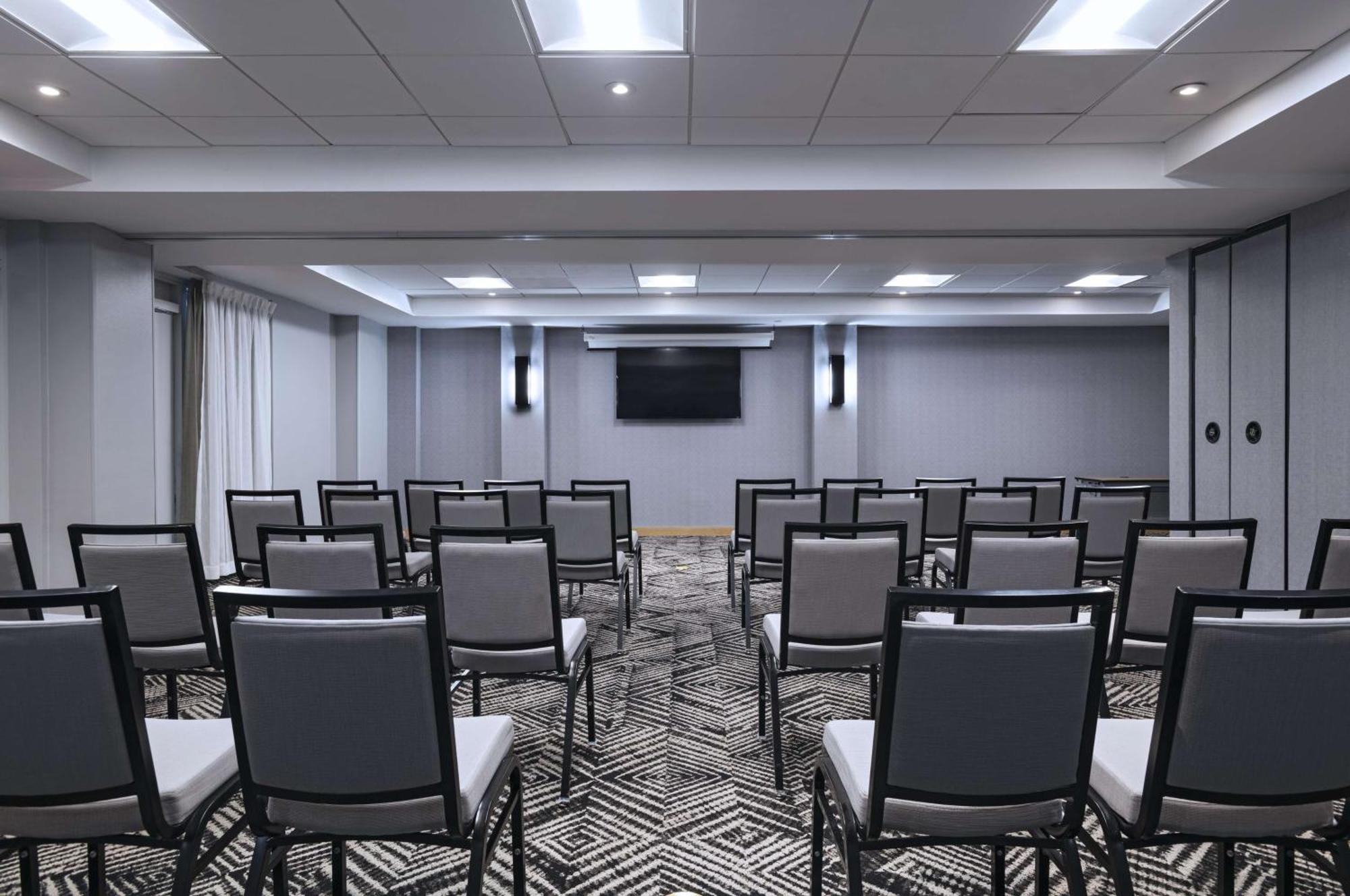 Hyatt Place Austin Arboretum Экстерьер фото