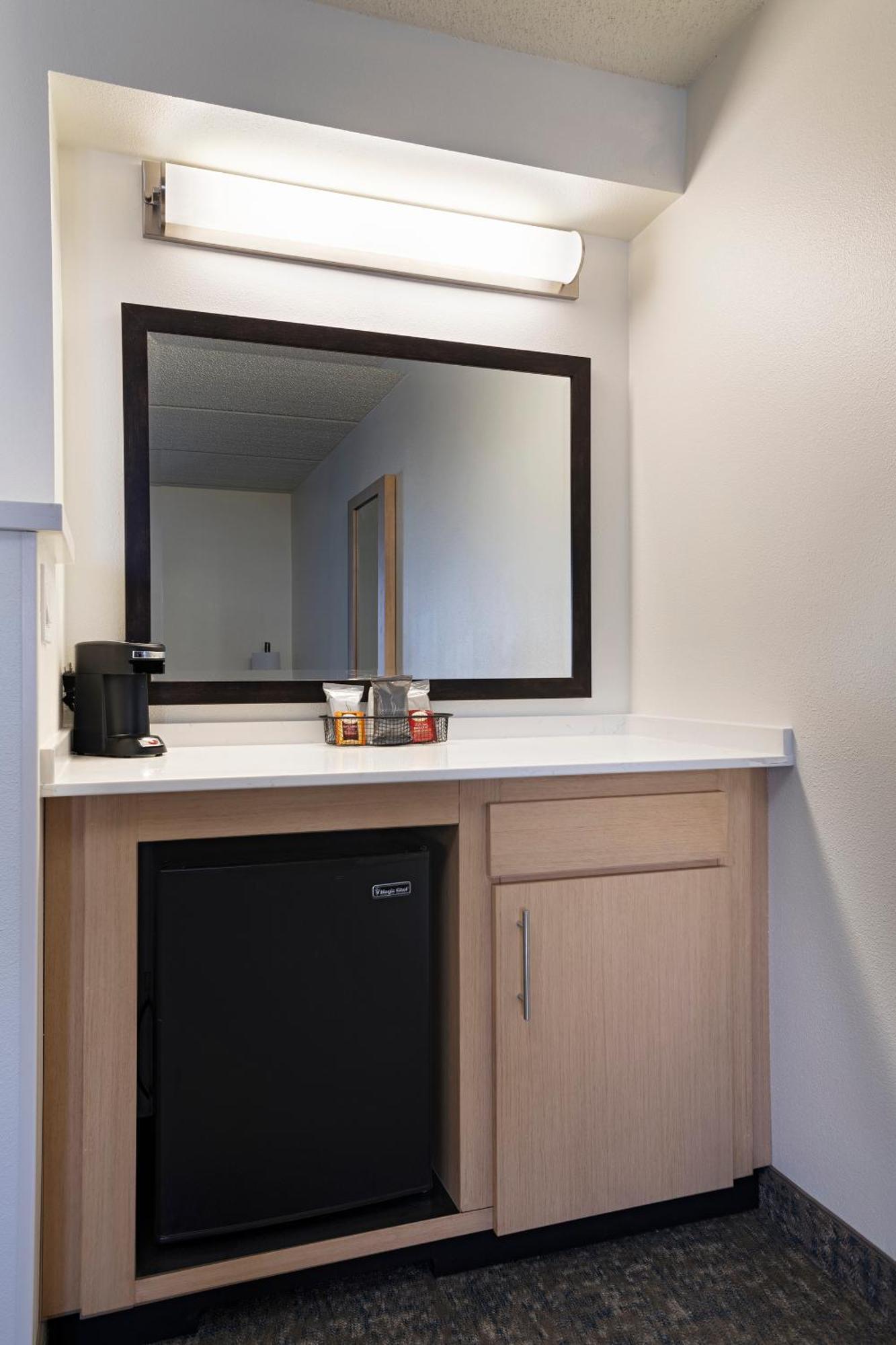 Hyatt Place Austin Arboretum Экстерьер фото